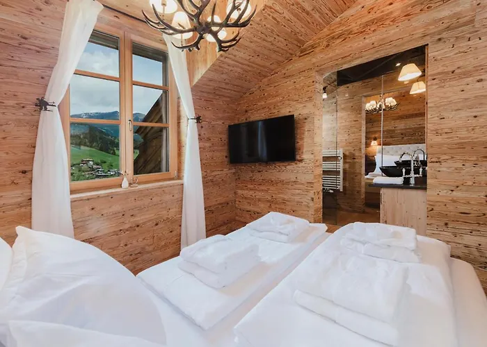 Ferienhaus Kitz - Deluxe Chaletapartments *